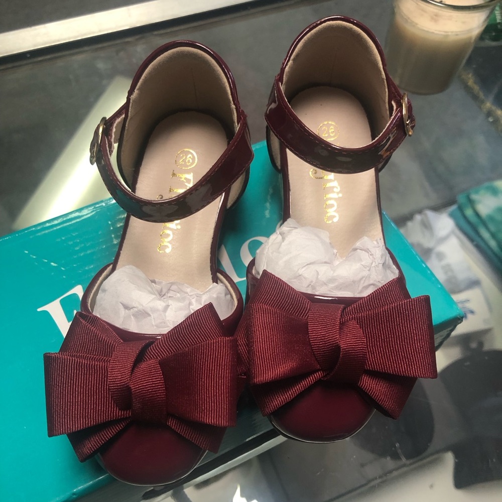Kid shoe with tie burgundy color